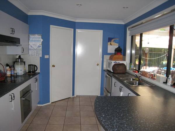 Family Friendly - 1164m2 Picture 2