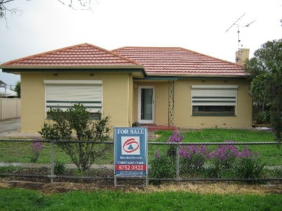 Spacious 4BR Family Home - Prime Location Picture