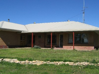 Farm House Picture