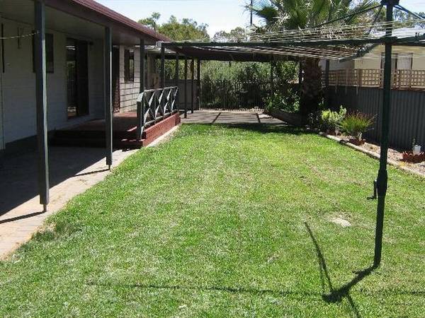 GREAT VALUE FAMILY HOME Picture