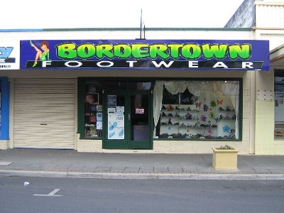 MAIN STREET LOCATION Picture