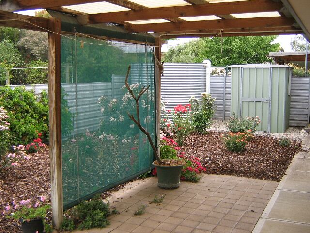 2 Bedroom Brick Veneer Unit Great Residential Location Picture 3