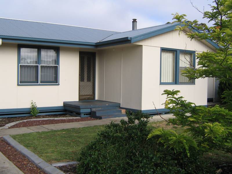 3 Bdrm Home For Rent Picture 1