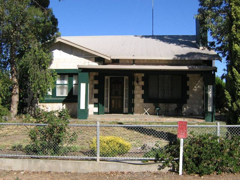 Old World Charm - Great Location Picture 1