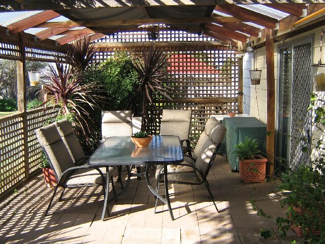 Close To It All Picture 2