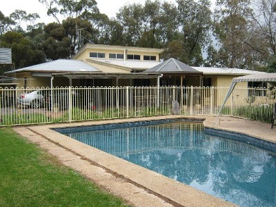 ELEGANCE & LIFESTYLE Picture ELEGANCE & LIFESTYLE Picture