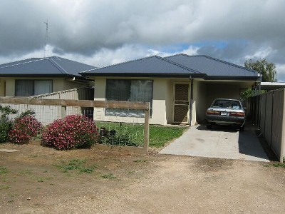 Easy Living....Low Maintenance Picture