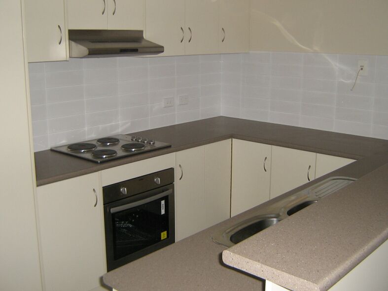 New 3BR Courtyard Home Picture 3