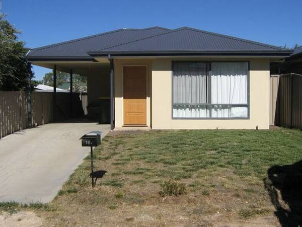 As New 3BR Courtyard Home Picture 1