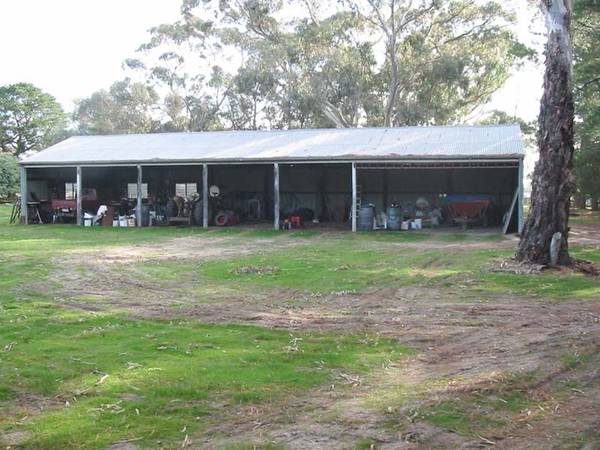 'Gwandalan' Picture 3