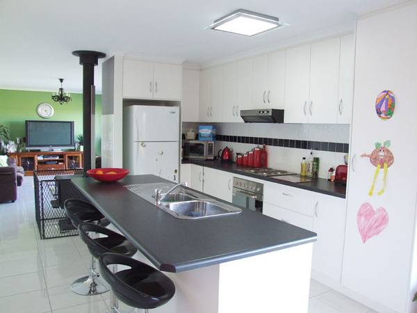 Magnificent Views, Easy Living. Picture