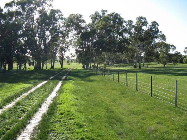 A QUALITY PROPERTY Picture 1