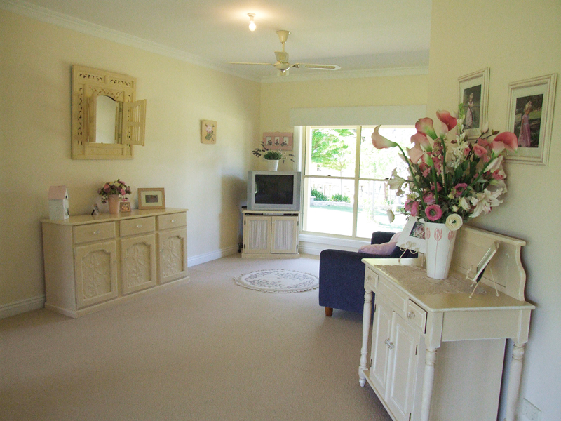 Peaceful Paradise Picture 3