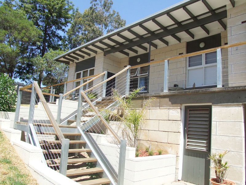 Investment Opportunity With Panoramic Views! Picture 2