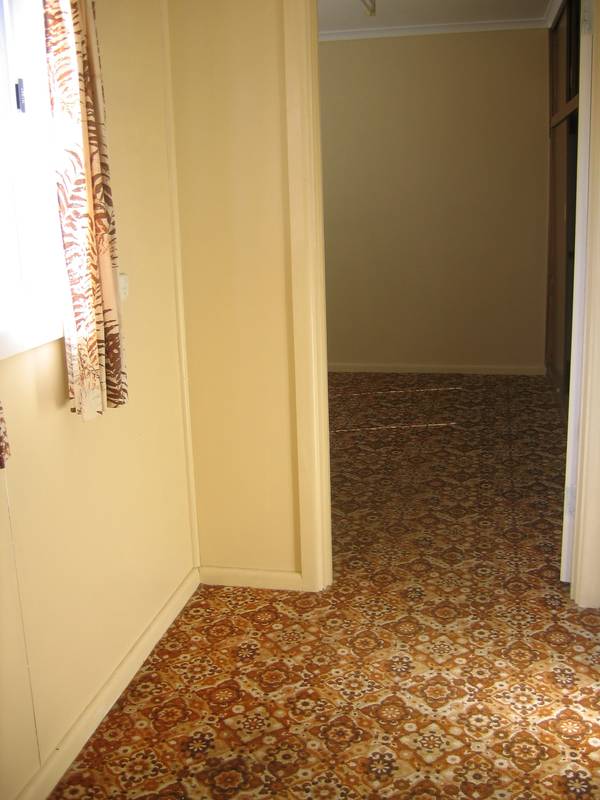 Close to Naracoorte Primary School Picture