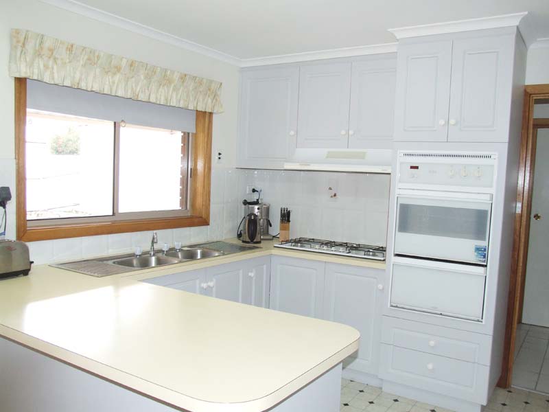 So Convenient, So Spacious, So Low Maintenance! Picture 2