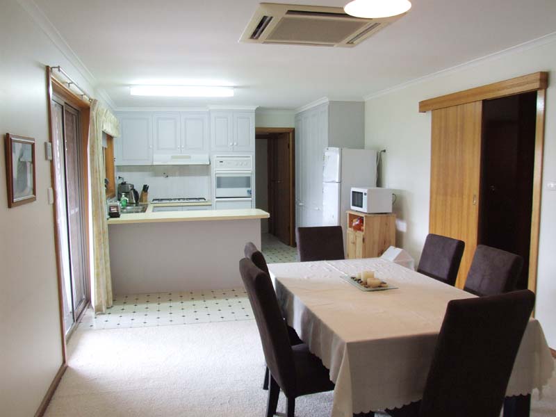 So Convenient, So Spacious, So Low Maintenance! Picture 3