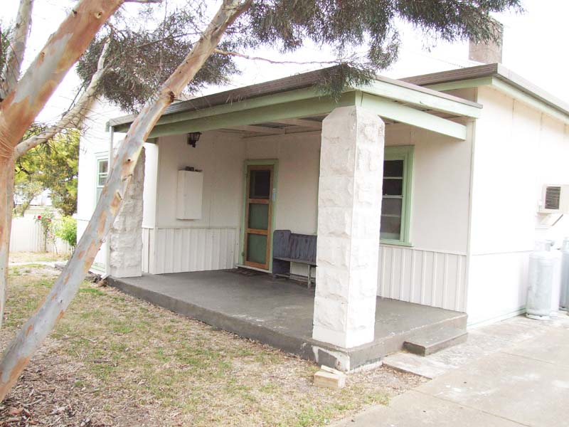 Affordable House On Sizeable Block Picture 1