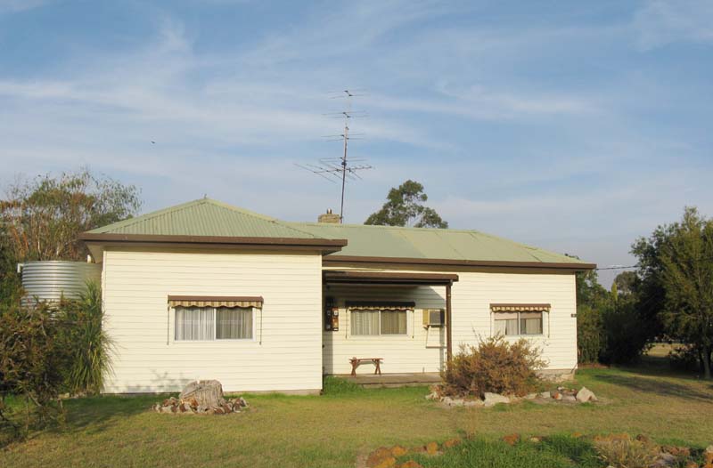 Just Needs A Bit Of Inspiration! Picture 1