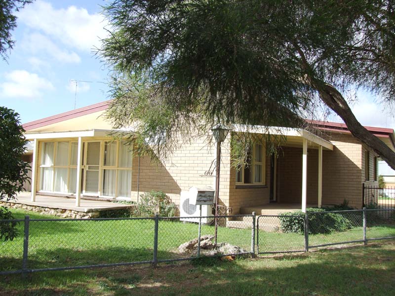 Unbeatable Value - Perfect Start! Picture 1