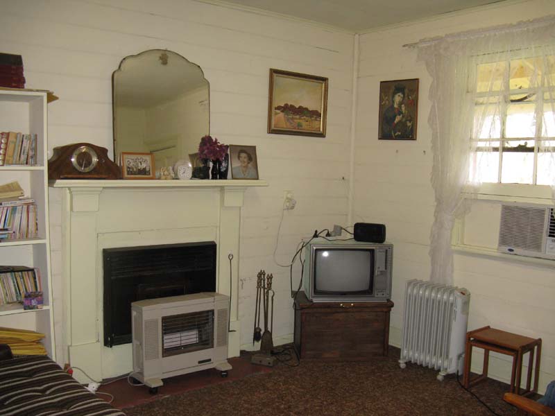 Unique and Central Picture 2