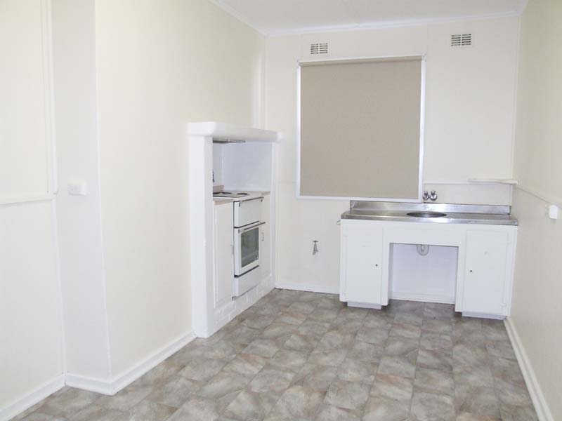 Renovated and Ready! Picture 3