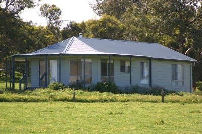 Three bedroom rural property Picture