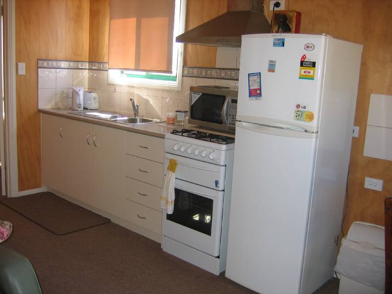 One Bedroom Fully Self Contained, Furnished Unit Picture 2