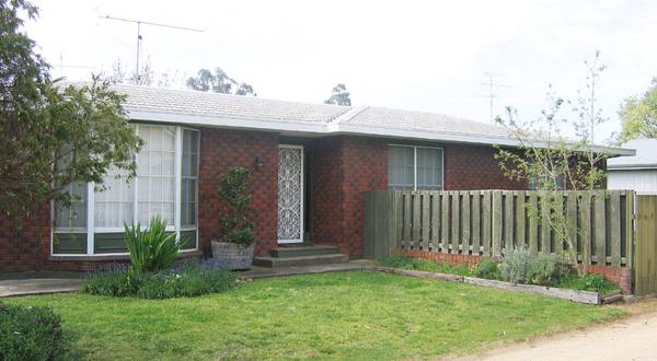 Hop skip and a jump to school. Picture 1