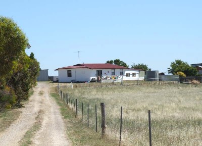 Rural Living just 7kms from Naracoorte Picture
