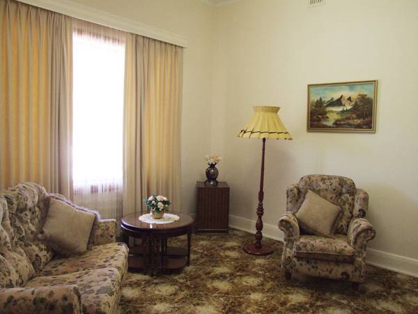 Wanted - Another Caring Owner! Picture 3