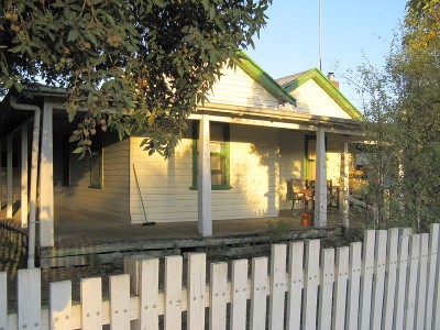 PERIOD STYLE HOME Picture PERIOD STYLE HOME Picture