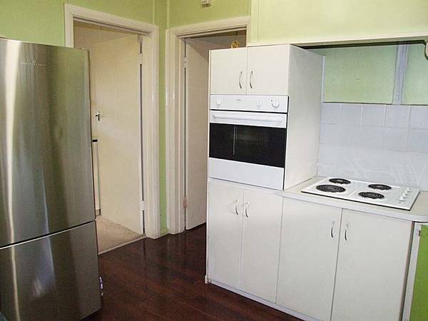 Great Investment or First Home! Picture 2