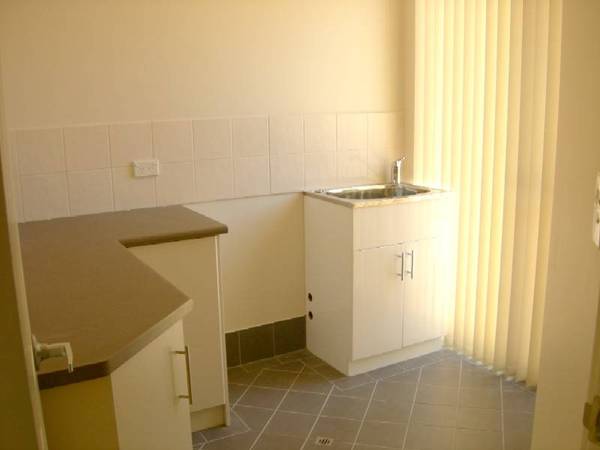 Modern Living Picture 3