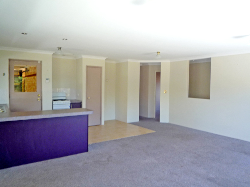 WELL PRESENTED - WELL LOCATED Picture 3