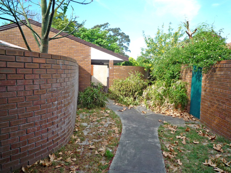 AFFORDABLE! Picture 2