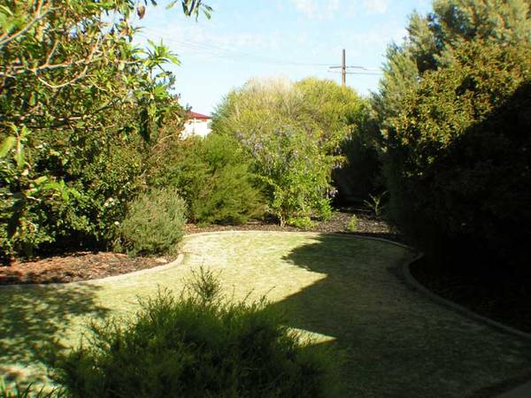 JUST RIGHT Picture 2