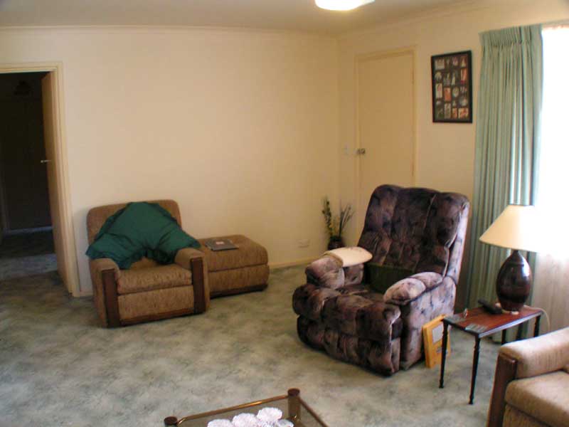 NEAT AS A PIN Picture 3