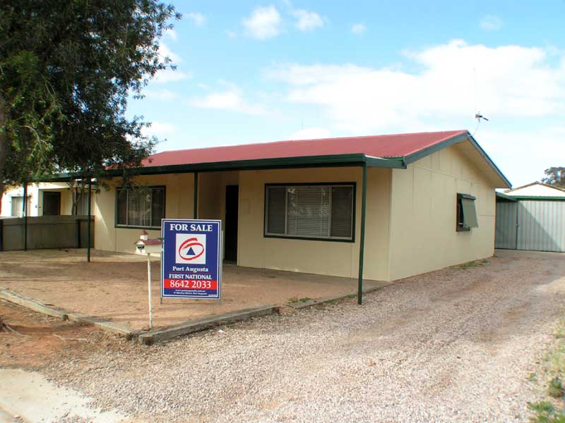 AFFORDABLE FIRST HOME Picture 1