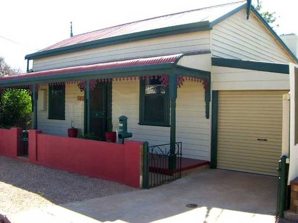 Great Location Picture 1