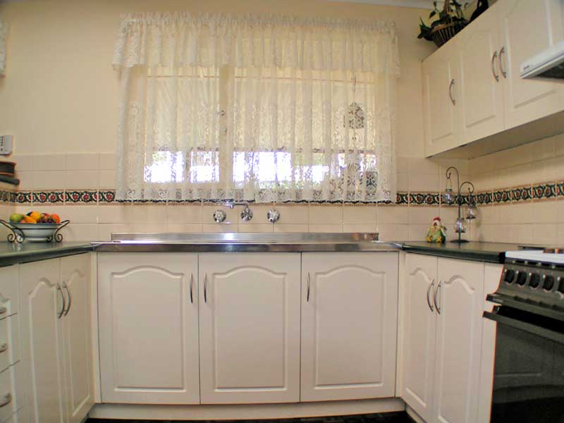 FEEL RIGHT AT HOME! Picture 2