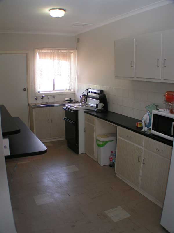 MOVE IN NOW-EXTEND LATER Picture 3