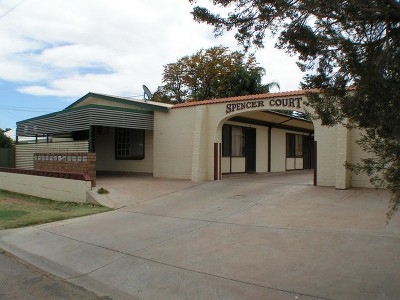 1 bedroom furnished unit Picture