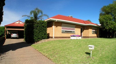 RELAX IN STYLE Picture RELAX IN STYLE Picture