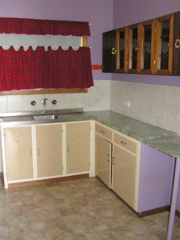 HOME WITH A WARM HEART Picture 2