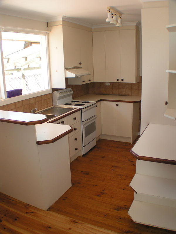 ATTENTION ALL FIRST HOME BUYERS! Picture 2