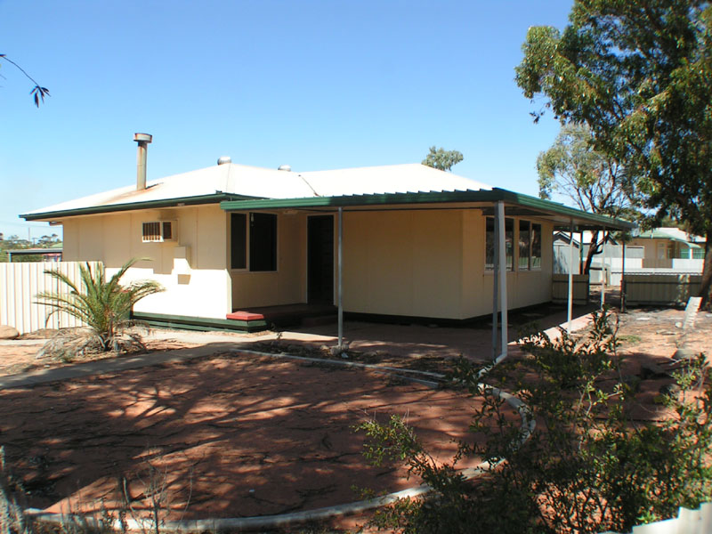 ATTENTION ALL FIRST HOME BUYERS! Picture 1