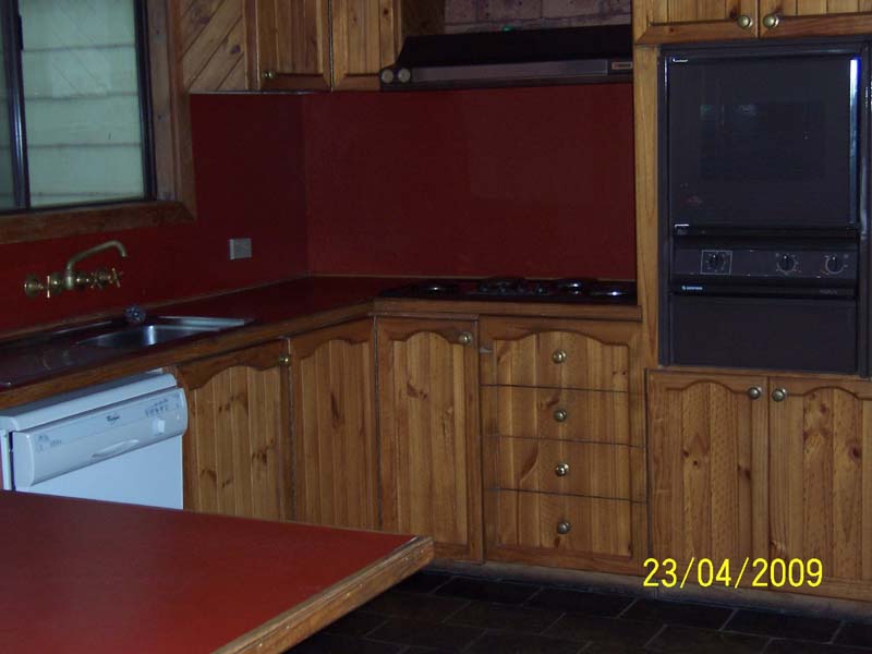 3 Bedroom Cottage Picture 2