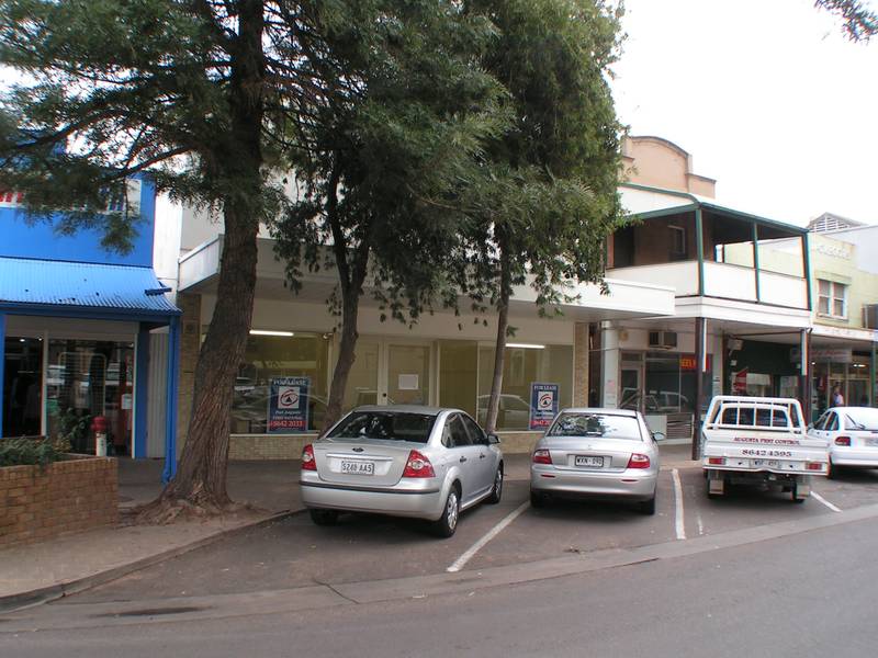 COMMERCIAL LEASE Picture 3