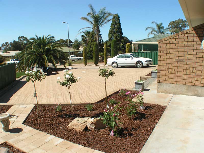 IMMACULATE!!! Picture 3